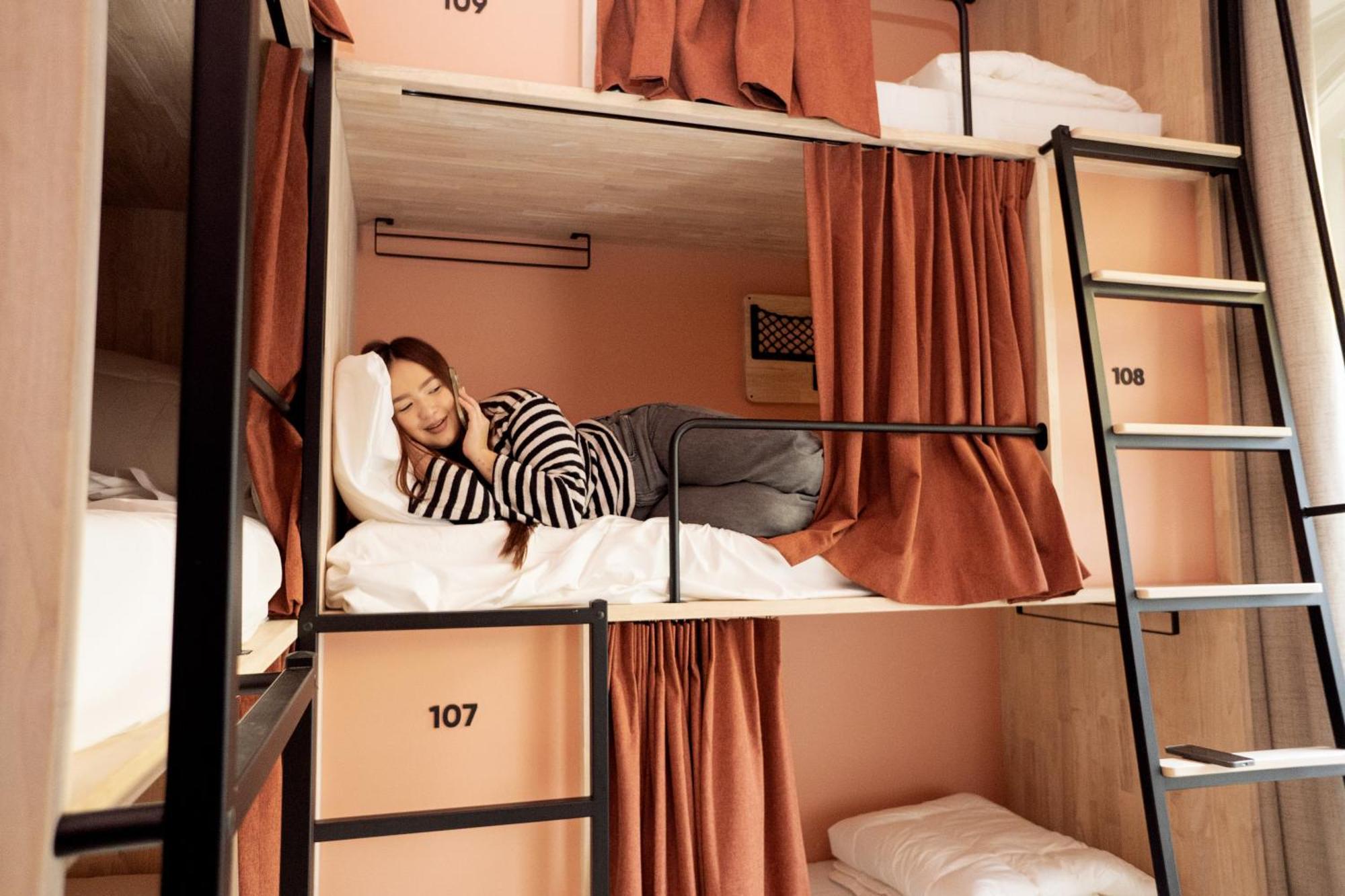 The Elephant Hostel Amsterdam Dış mekan fotoğraf
